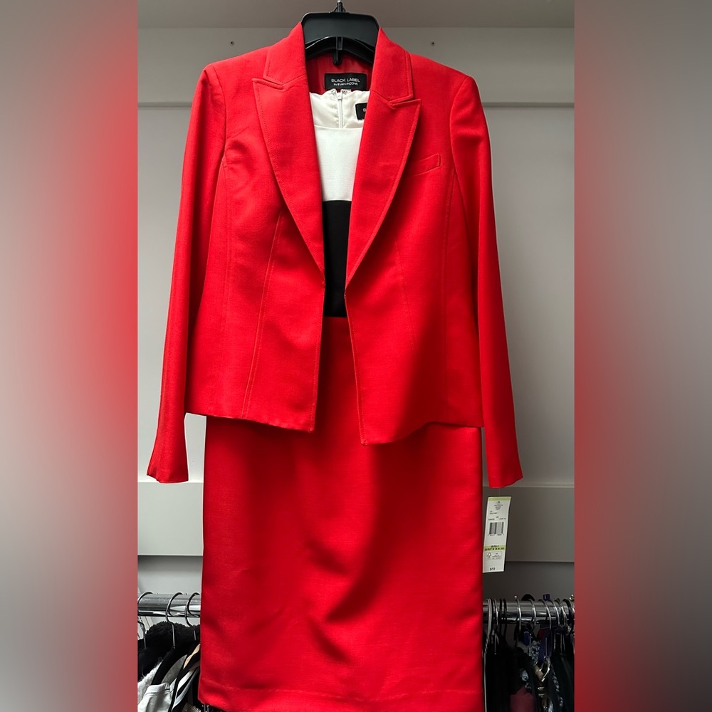 Black Label by Evan Picone Dress Suit Size 4